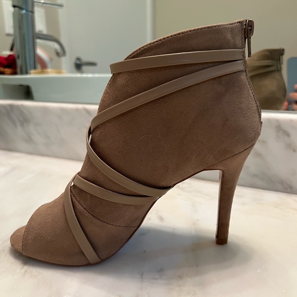 NWOT Chic Beign Peep Toe Dress Bootie - never worn!